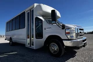 2017 Ford Eldorado bus