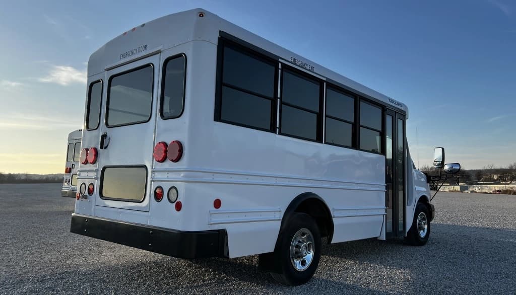 2015 Chevy Collins MFSAB Shuttle Bus - Image 4