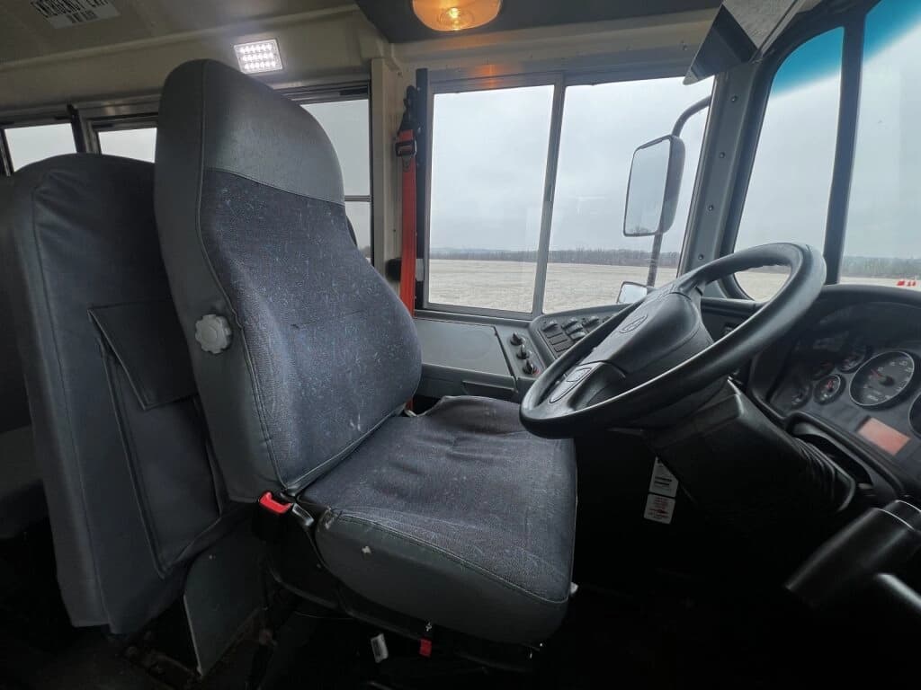 2018 International ICCE School Bus - Image 5
