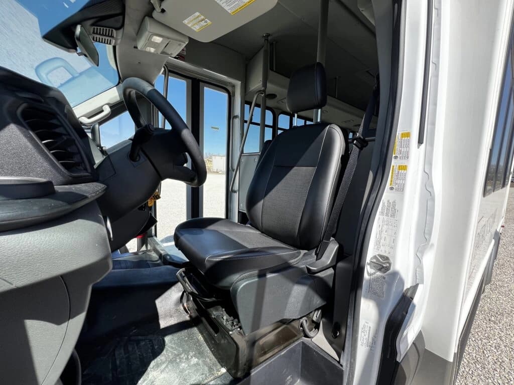 2022 Ford Transit Starcraft Shuttle Bus - Image 10