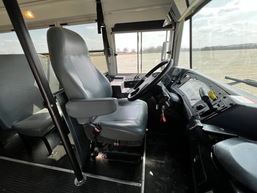 2015 Blue Bird Vision Activity Bus - Image 6