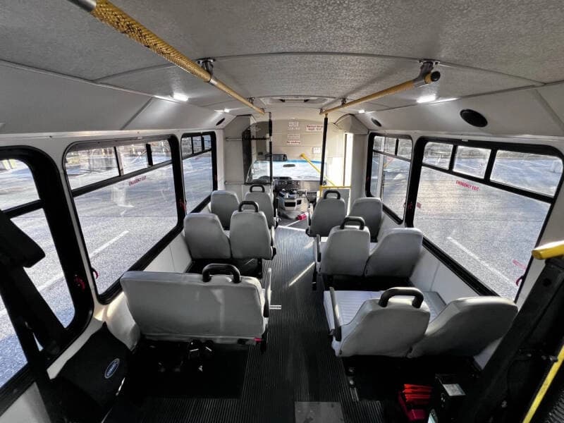 2017 Ford E-450 ADA Shuttle Bus - Image 22