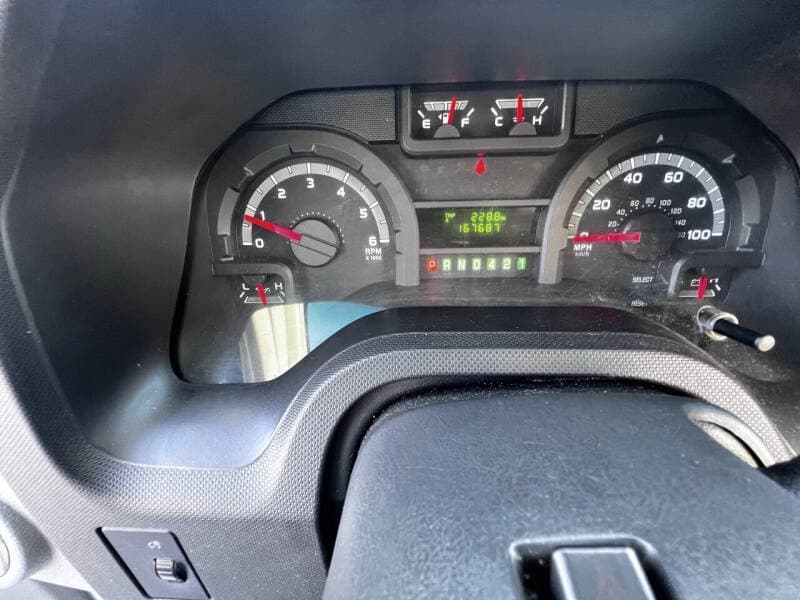 2017 Ford E-450 ADA Shuttle Bus - Image 16