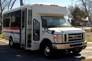 2016 Chevrolet Express bus