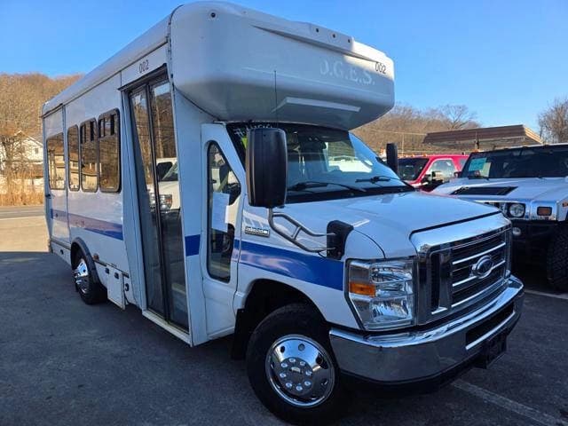 2017 Ford E350 Shuttle Bus - Image 1