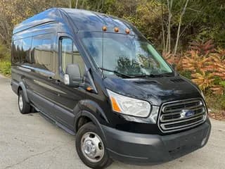 2019 Ford Transit 350 XLT bus
