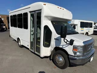 2017 Ford E350 bus