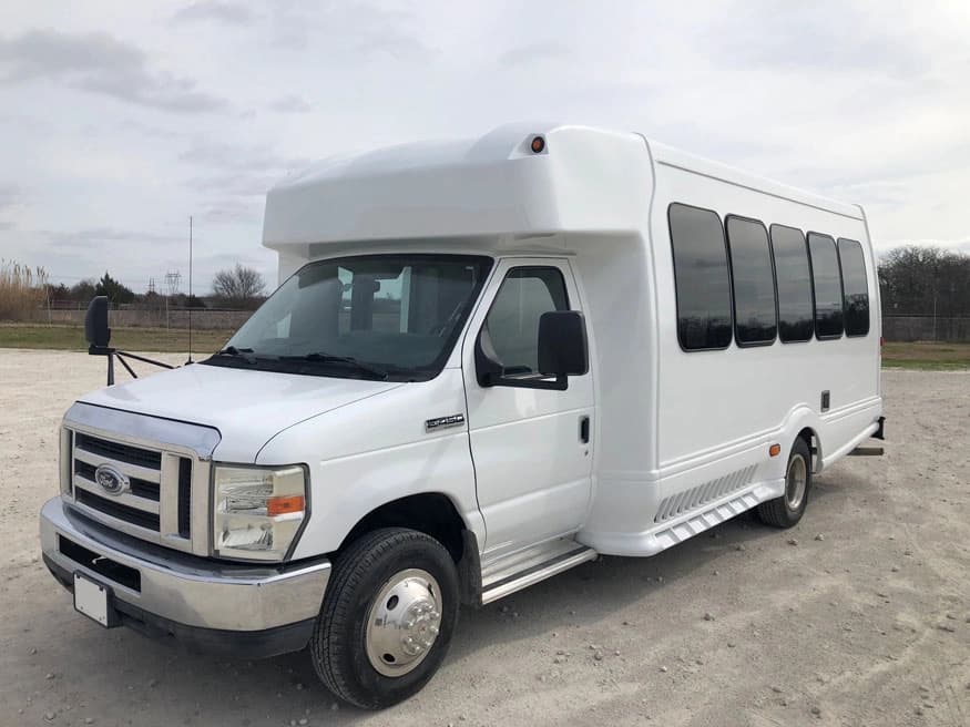 2010 Ford E450 Turtle Top Shuttle Bus - Image 1