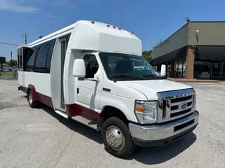 2011 Ford E450 bus