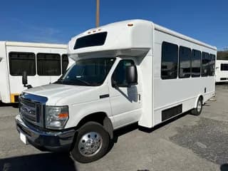 2014 Ford E450 StarCraft Allstar bus