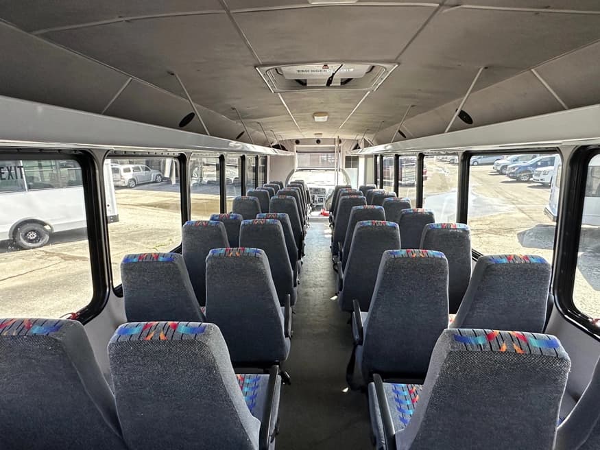 2008 Ford F650 Concorde II Coach - Image 3