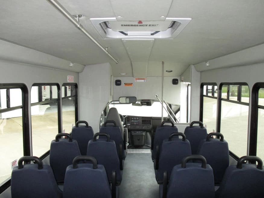 2019 Chevrolet 4500 Starcraft Shuttle Bus - Image 3