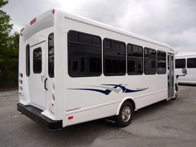 2012 Ford E450 Starcraft Allstar Shuttle Bus - Image 2