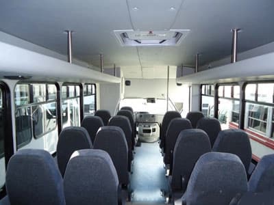2012 Ford E450 Starcraft Allstar Shuttle Bus - Image 3