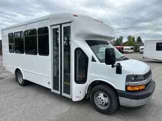 2023 Chevrolet 3500 bus