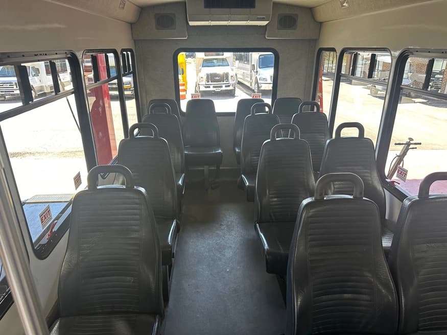 2018 Ford Transit 350 Starlite Shuttle Bus - Image 4