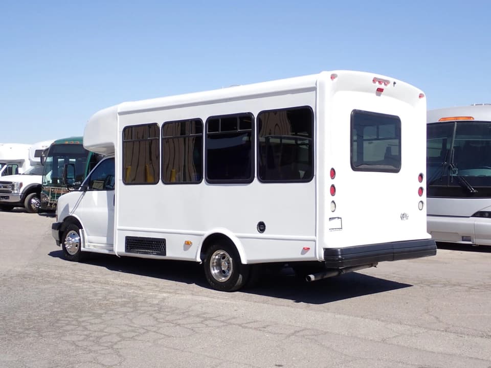 2020 Starcraft Allstar Shuttle Bus - Image 5