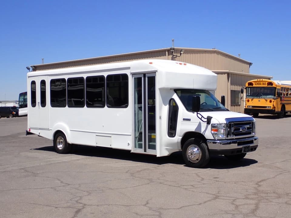 2016 Ford Goshen Impulse Shuttle Bus - Image 1