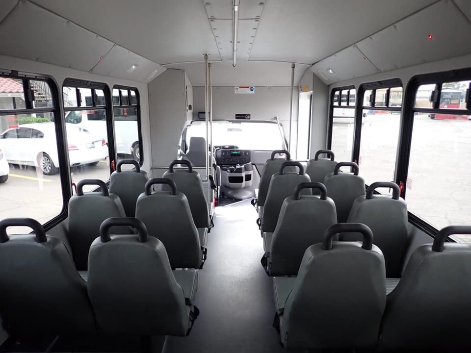 2016 Ford Goshen Impulse Shuttle Bus - Image 10