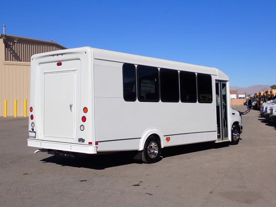 2019 Goshen Impulse Shuttle Bus - Image 6