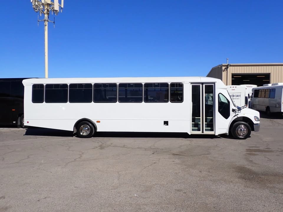 2018 Champion Defender Shuttle Bus - Image 4