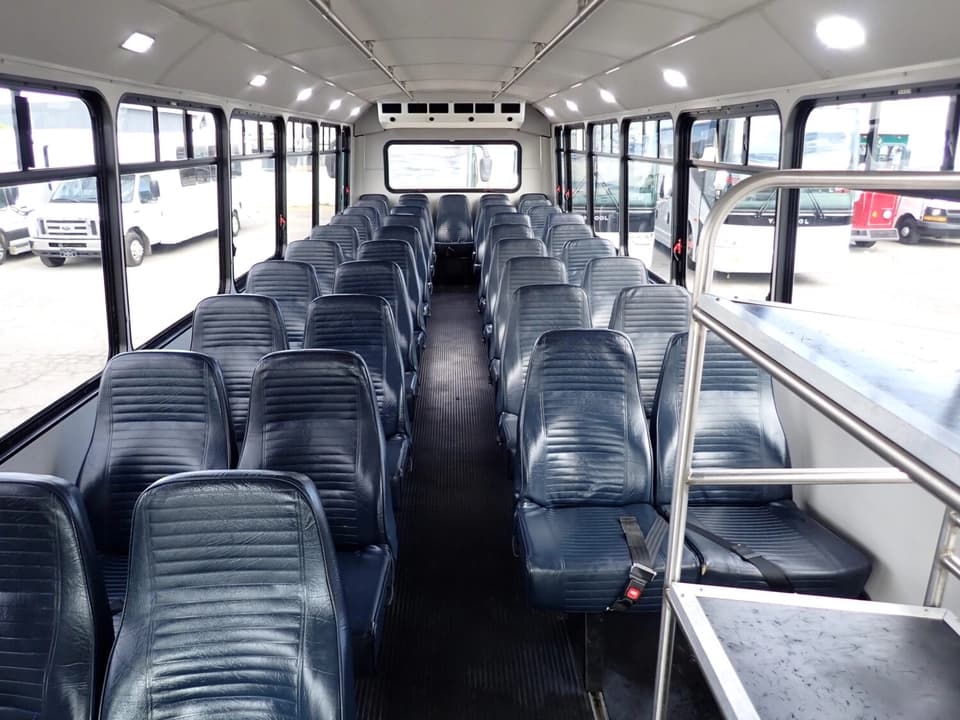 2018 Champion Defender Shuttle Bus - Image 9