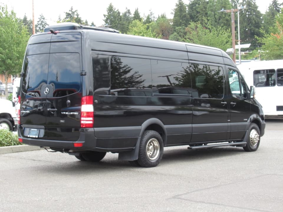 2015 Mercedes Benz Grech Limo Bus - Image 3