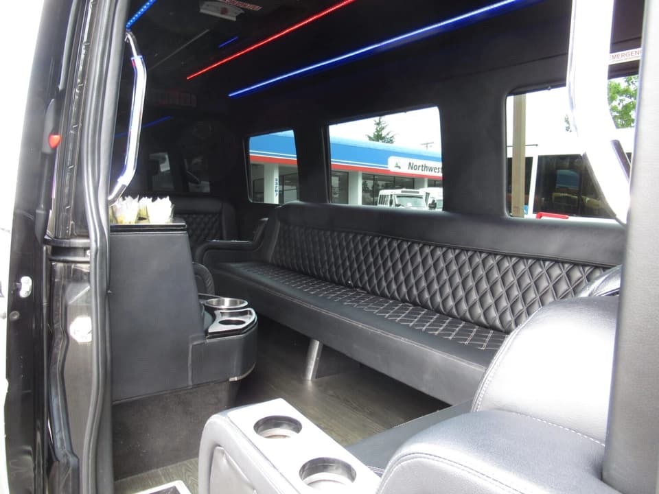 2015 Mercedes Benz Grech Limo Bus - Image 5