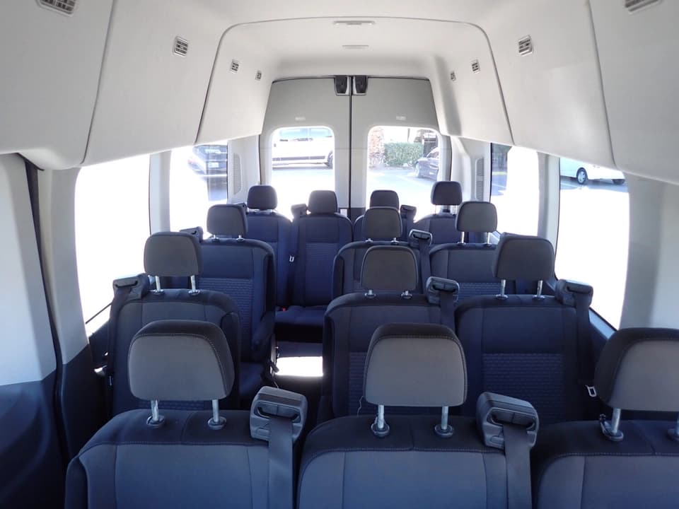 2022 Ford Transit 350 Passenger Van - Image 9