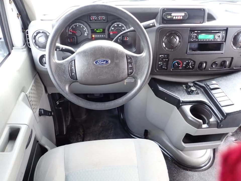 2015 Ford Goshen Impulse Shuttle Bus - Image 11