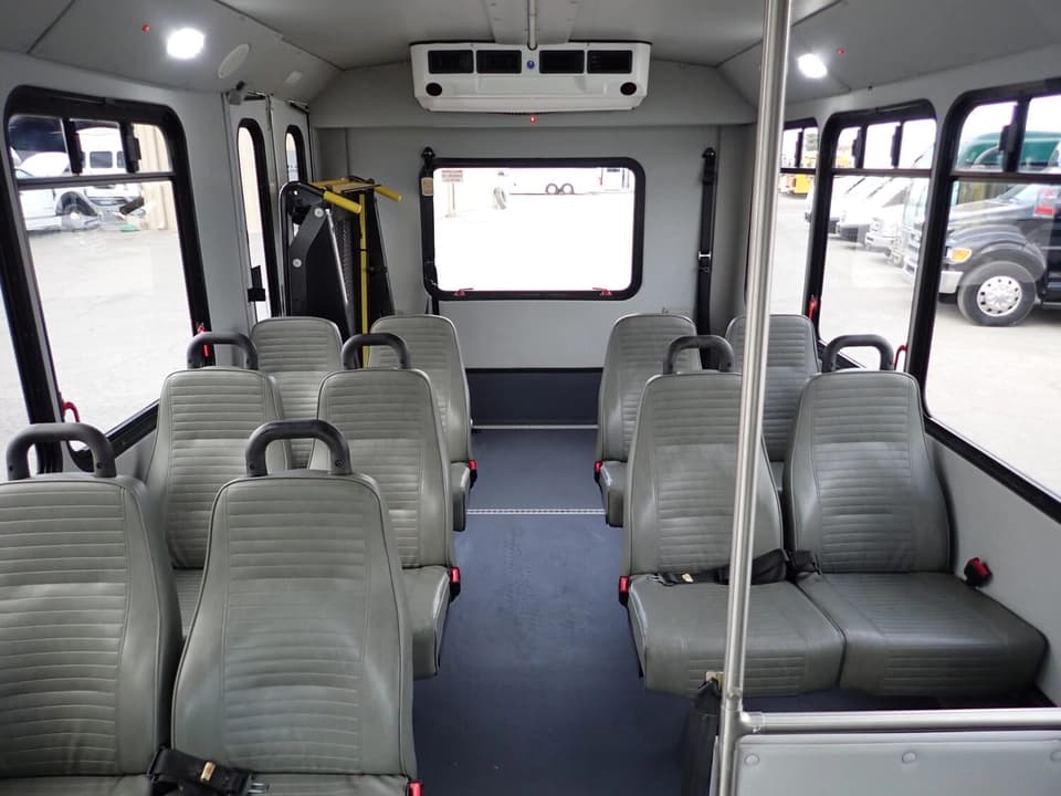 2015 Ford Goshen Impulse Shuttle Bus - Image 9