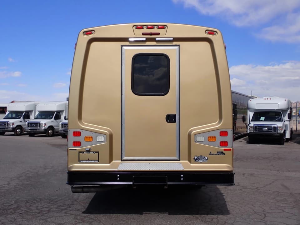 2013 Ameritrans F330 Shuttle Bus - Image 6
