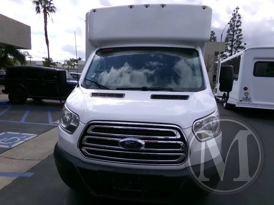 2019 Glaval Commute Shuttle Bus - Image 7