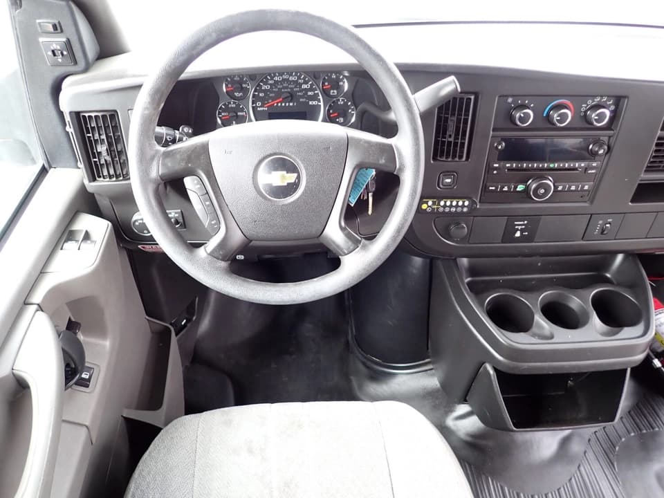 2012 Chevrolet Turtle Top Odyssey Shuttle Bus - Image 10