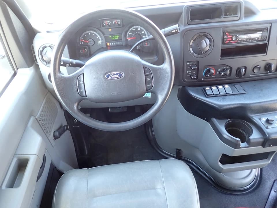 2014 Elkhart Coach EC II Shuttle Bus - Image 10