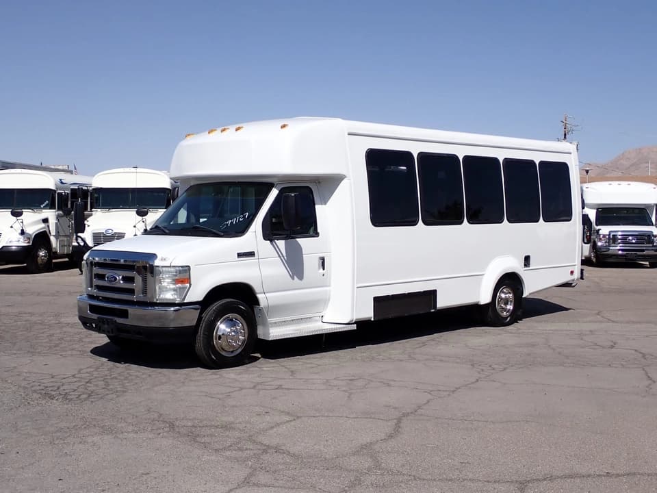 2014 Elkhart Coach EC II Shuttle Bus - Image 3