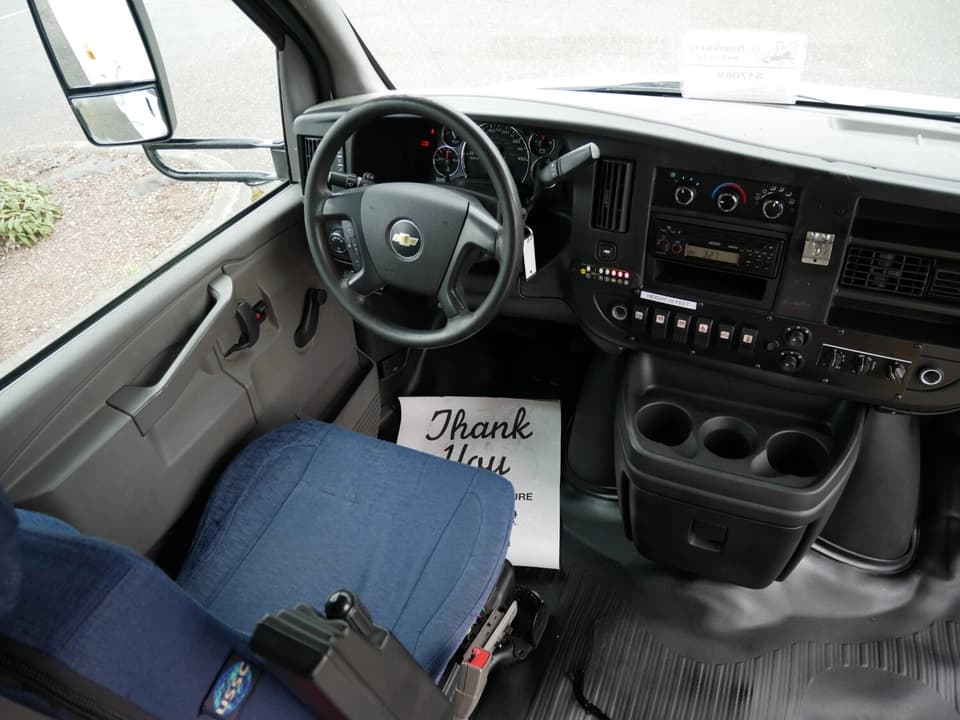 2016 Chevrolet Elkhart Coach EC II Shuttle Bus - Image 4