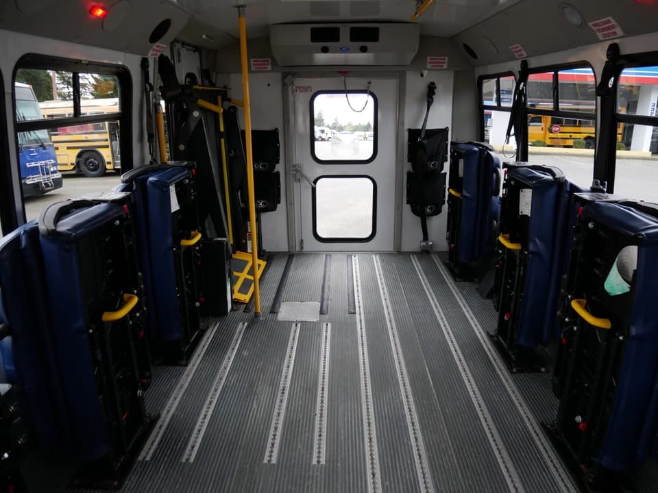 2016 Chevrolet Elkhart Coach EC II Shuttle Bus - Image 7