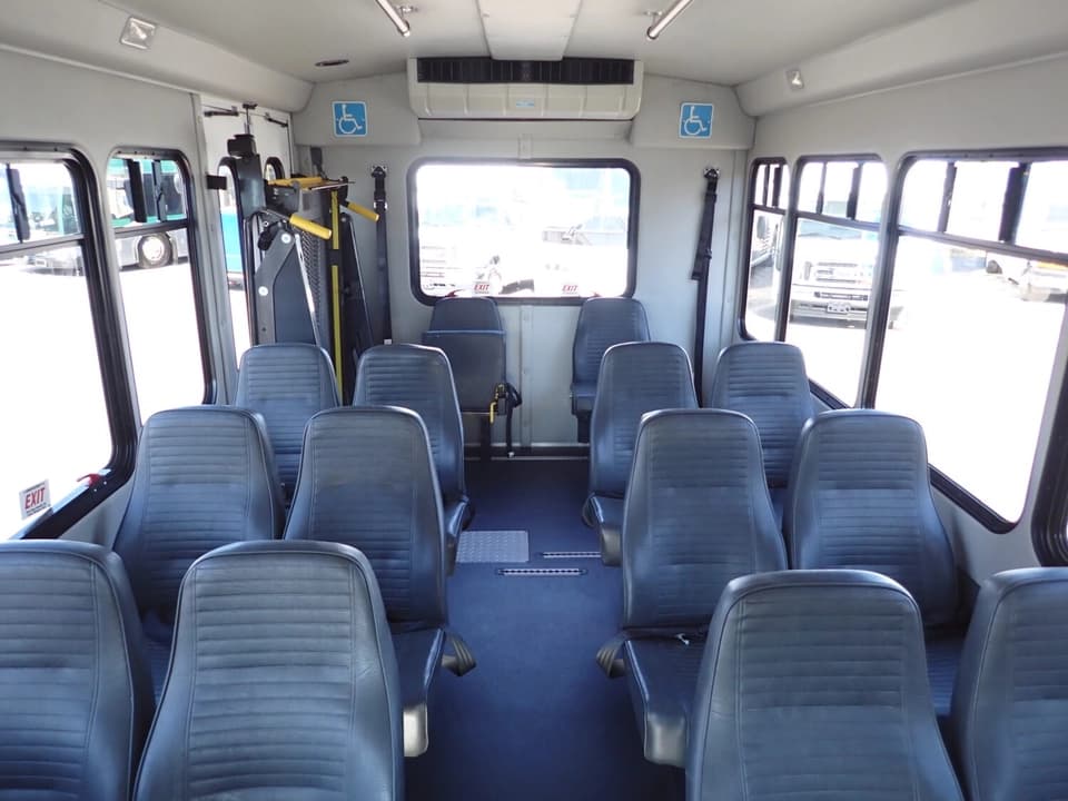 2017 Ford Starcraft Allstar Shuttle Bus - Image 8