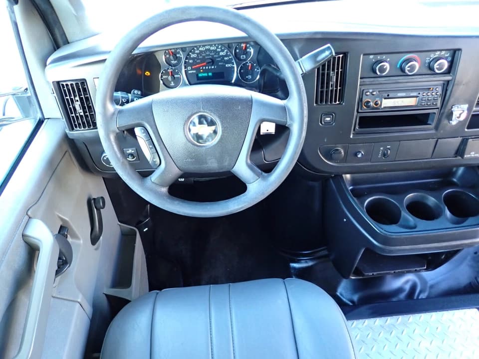 2020 Chevrolet Starcraft Allstar Shuttle Bus - Image 10