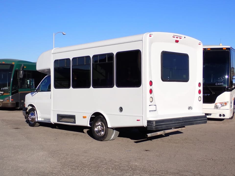 2020 Chevrolet Starcraft Allstar Shuttle Bus - Image 5