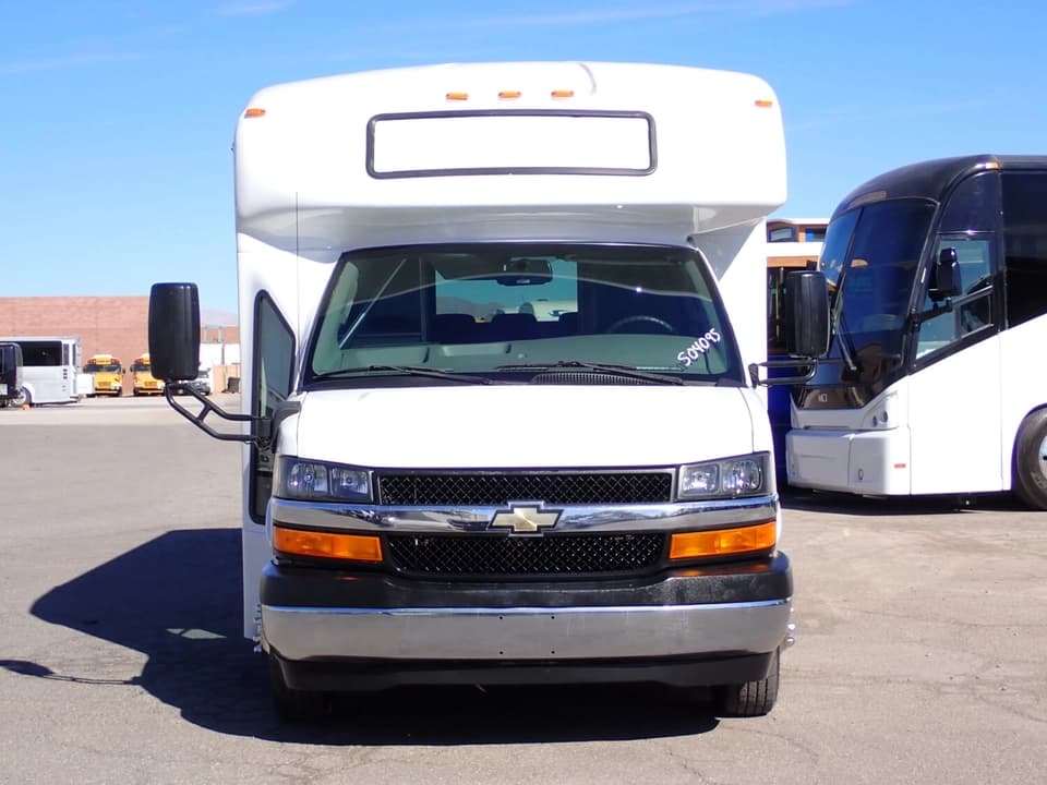 2020 Chevrolet Starcraft Allstar Shuttle Bus - Image 2