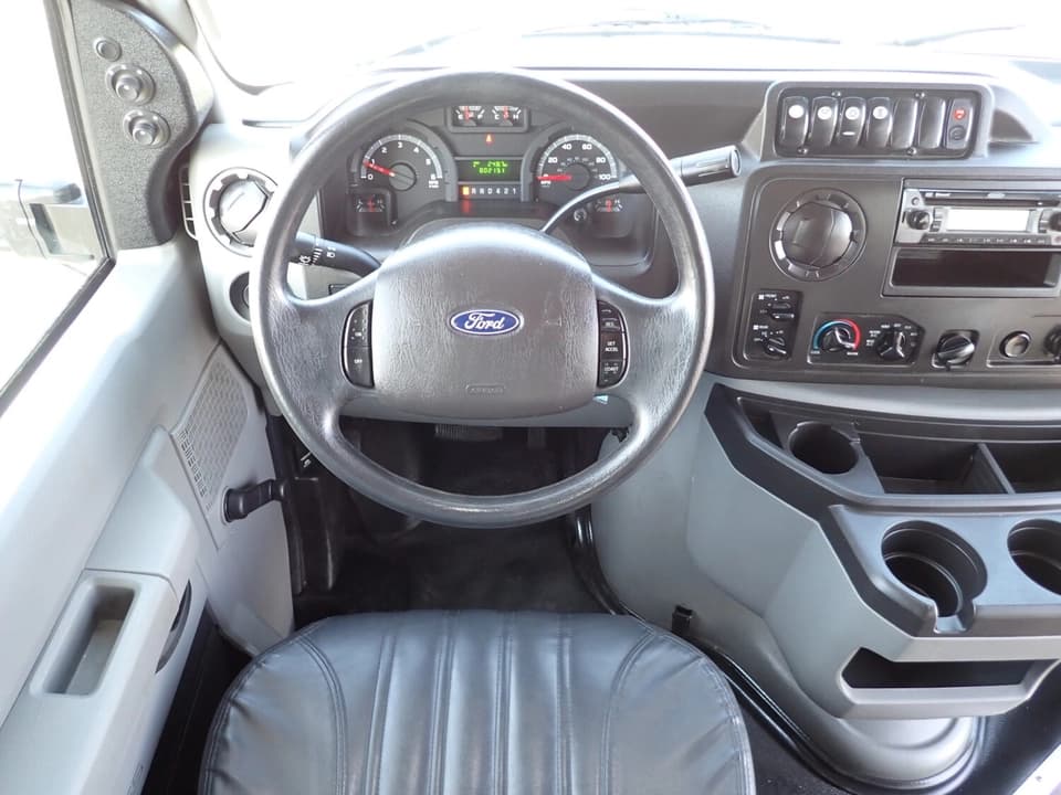 2019 Ford Goshen Impulse Shuttle Bus - Image 7