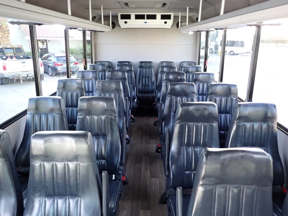 2019 Ford Goshen Impulse Shuttle Bus - Image 9