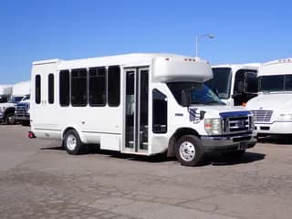 2009 Ford Aerotech bus