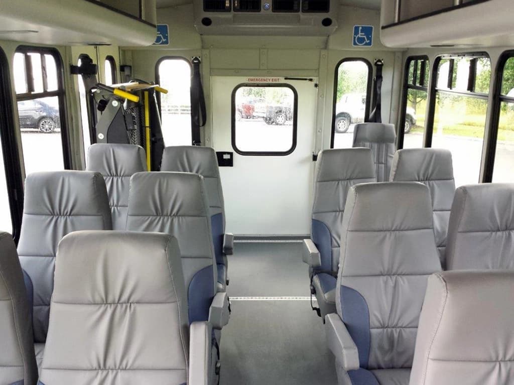 2025 StarTrans Senator Shuttle Bus - Image 4