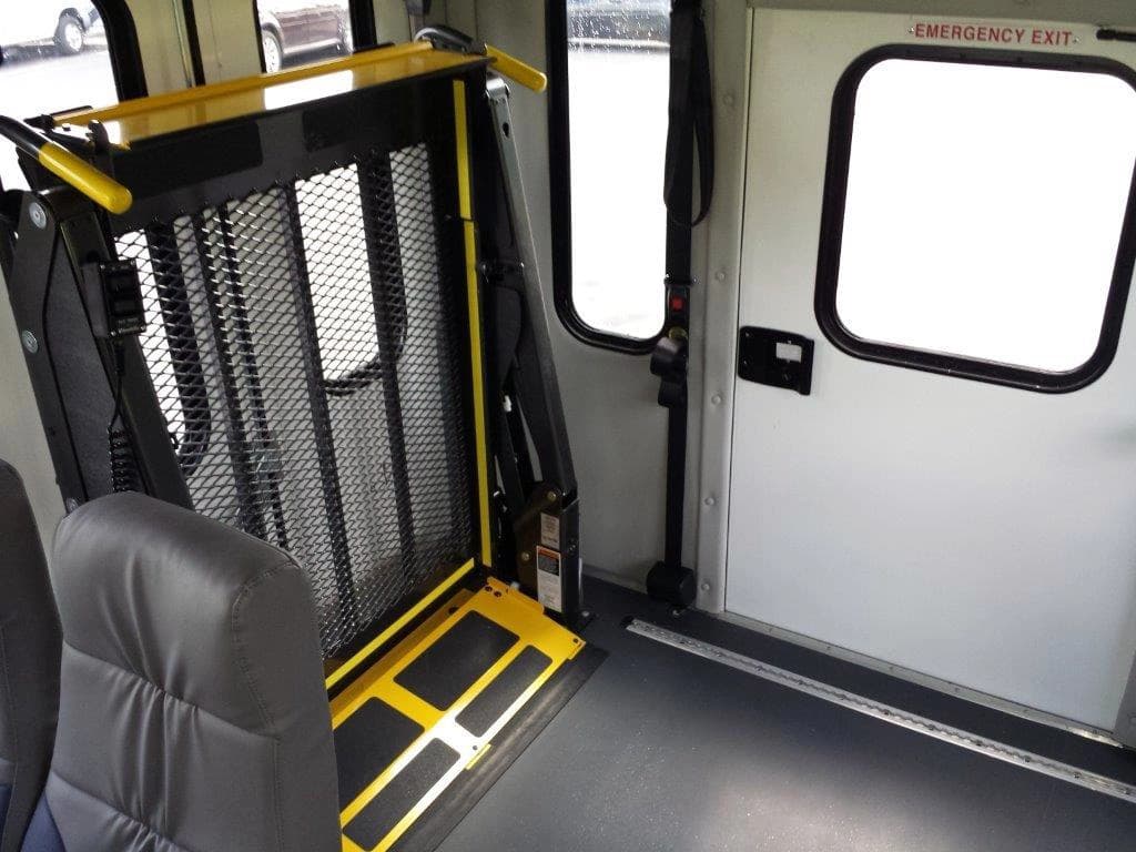 2025 StarTrans Senator Shuttle Bus - Image 7