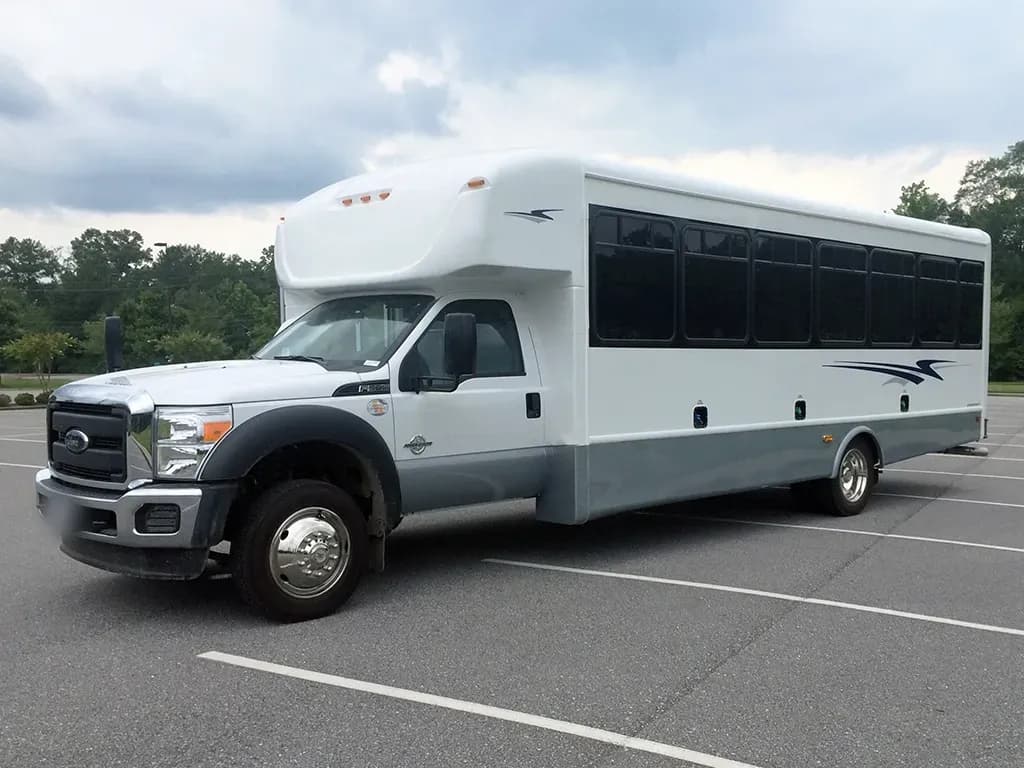 2025 Starcraft Allstar XL Shuttle Bus - Image 2