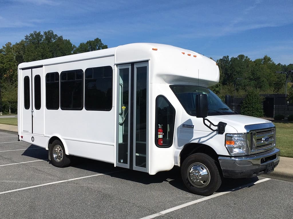2025 Starcraft Allstar Shuttle Bus - Image 1