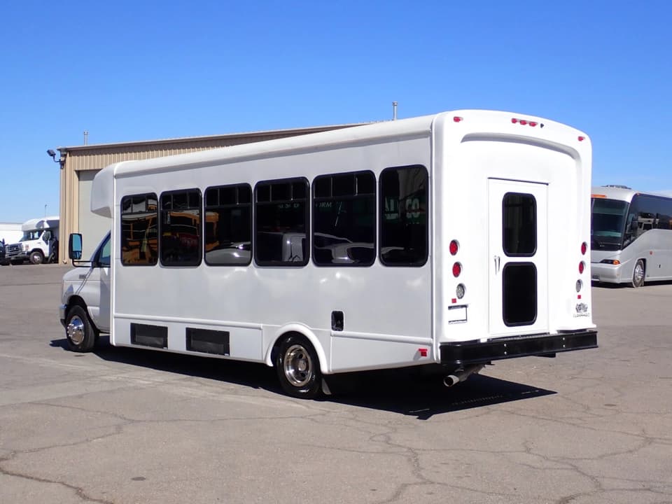 2023 Ford ElDorado Advantage Shuttle Bus - Image 5